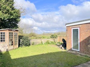 Pyefleet Close- click for photo gallery